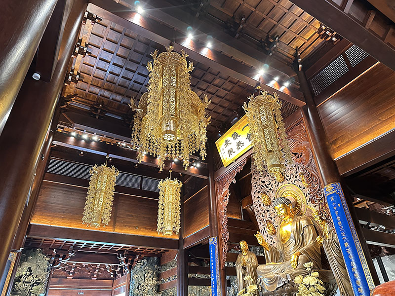 明清寺庙空间布局艺术解析，轴线序列与等级秩序的传统营造理念